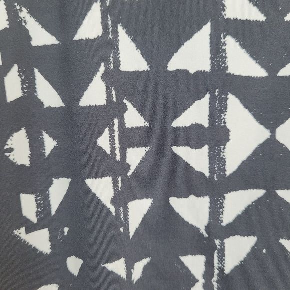 Dolce Vita Small Tribal Print One Piece Scoop Back Bathing Suit - Picture 6 of 7